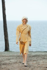 Anton Belinskiy RTW Spring 2021