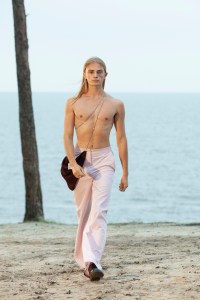 Anton Belinskiy RTW Spring 2021