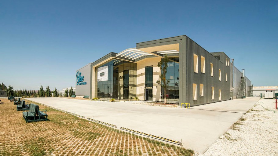 Turkish jeanswear manufacturer Ereks unveiled its sustainable wash center Blue Matters with a focus on circular denim design.