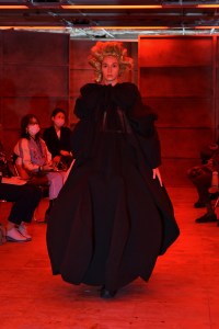 Comme des Garcons RTW Spring 2021