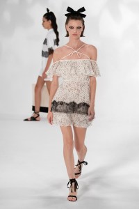 Giambattista Valli RTW Spring 2021