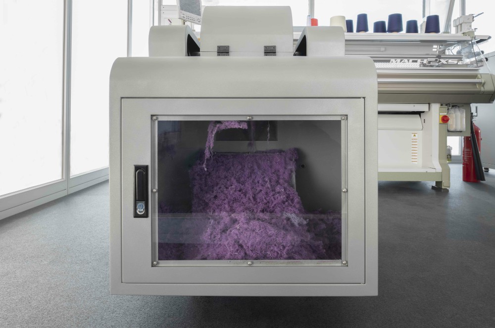 On Oct. 12, Swedish retailer Hennes and Mauritz will launch Looop, a container-sized garment-to-garment recycling system with HKRITA.