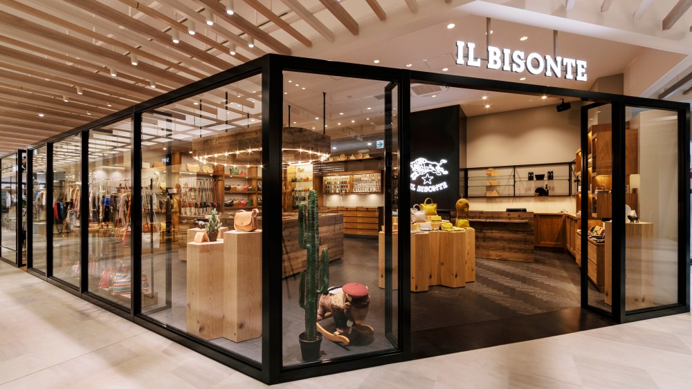 The view of an Il Bisonte store in Japan.