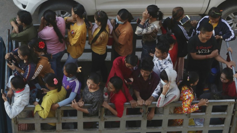 The International Labour Organization urged apparel firms to partner with Asia's garment-producing nations to ensure post-Covid survival.