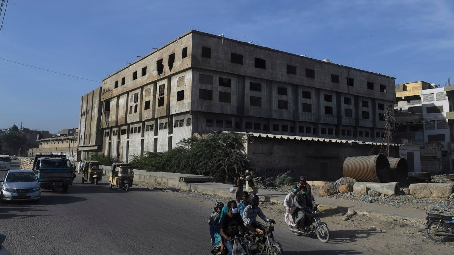 Six laborers at a Pakistan garment warehouse died from suffocation on Saturday while cleaning a chemical tank, highlighting safety issues.