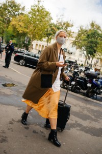 Street Style at Paris Fashion Week Spring 2021