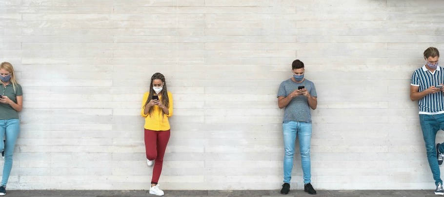 In a survey conducted between Aug. 19 and Sept. 22, investment bank and securities firm Piper Sandler polled 9,800 of the nation’s youth for its 40th semi-annual survey of U.S. teens.