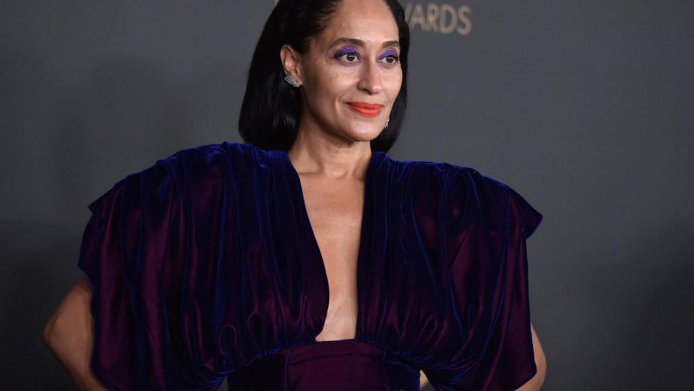 Tracee Ellis Ross to Receive Fashion Icon of 2020 Award