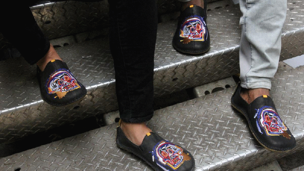 Vivobarefoot is honoring the legacy of Jean-Michel Basquiat with a new capsule line of shoes that celebrates his “rebellious nature.”