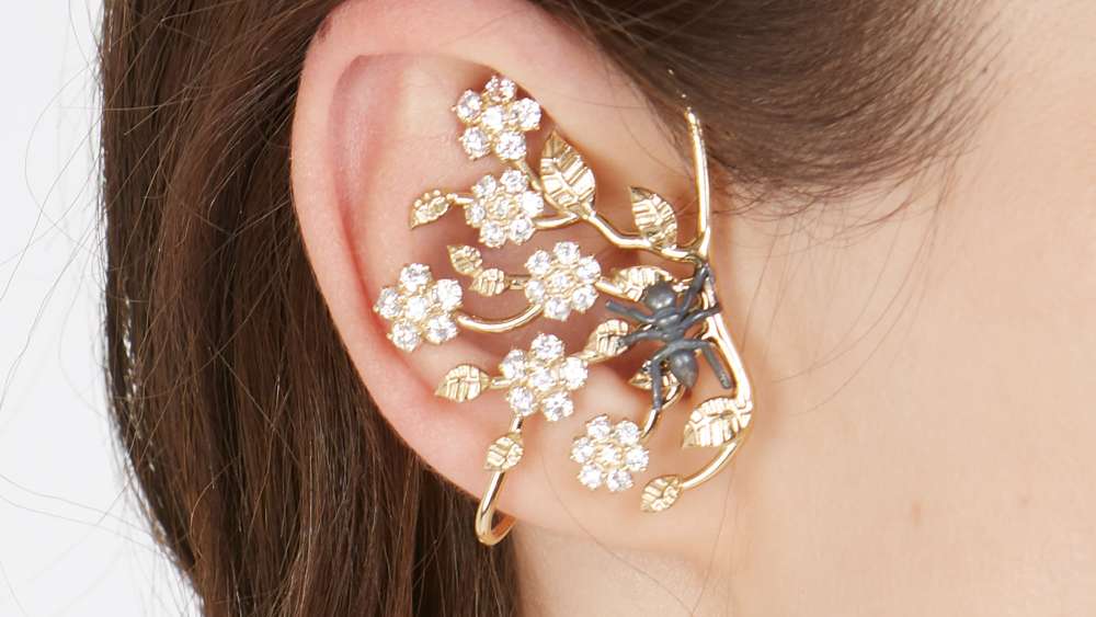 A twig-shaped earring from the Vivetta jewelry collection.