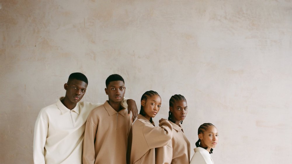 Looks from Vsmine.