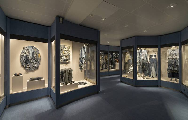 Denim exhibit Spielzeug Welten Museum Basel
