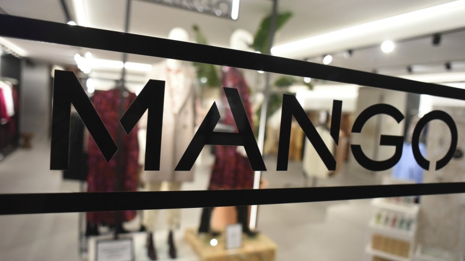 Spanish fashion brand Mango sets an online sales target of one billion euros in 2021 and laid out the steps it will take to get there.