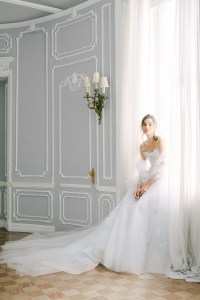 Monique Lhuillier Fall 2021 Bridal