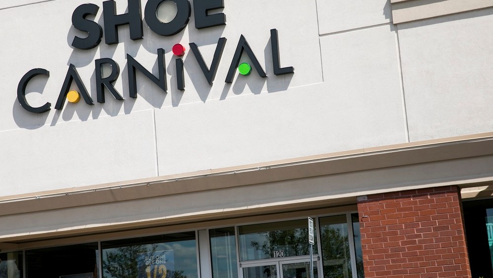 Shoe Carnival reported net income for the third quarter hit a record $14.7 million up from net income of $13.7 million a year earlier.