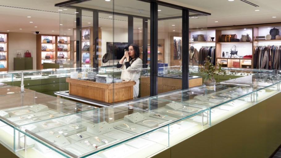 Luxury consignment resale marketplace The RealReal has started reinvesting in marketing, sales, hiring and expanding its retail footprint.