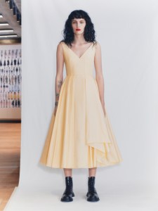 Alexander McQueen RTW Spring 2021