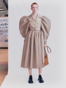 Alexander McQueen RTW Spring 2021