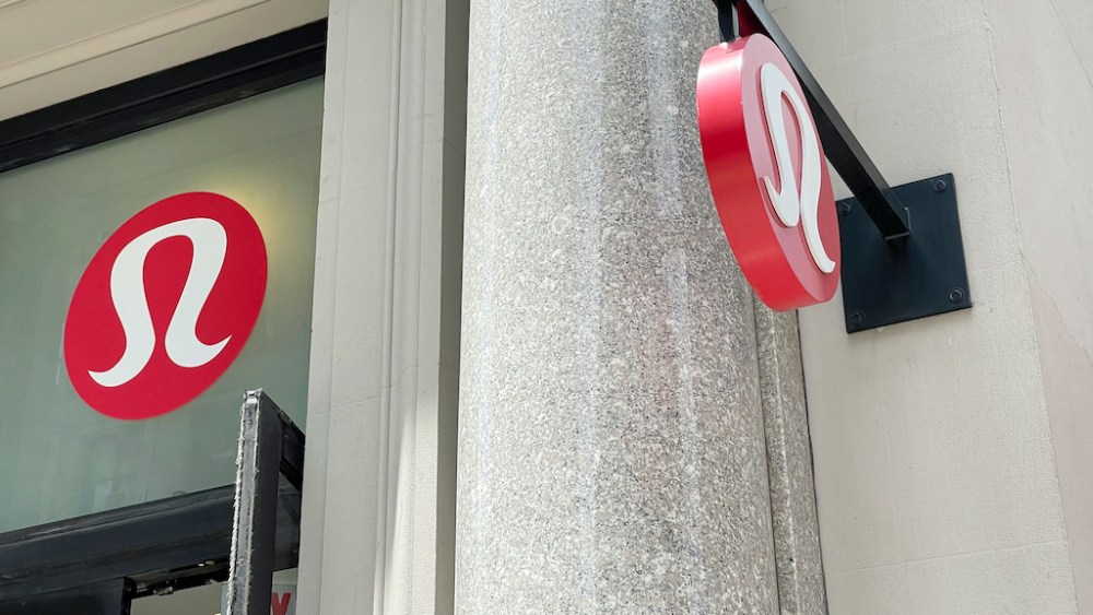 Lululemon store