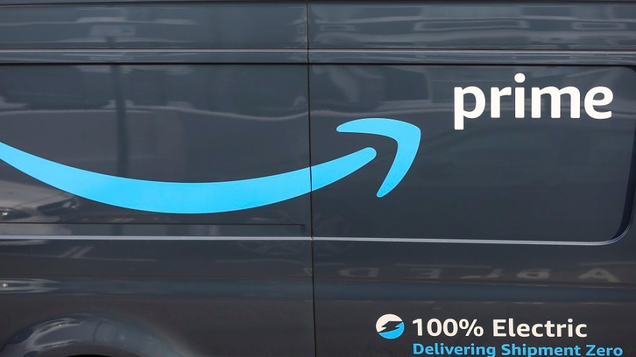 Amazon announced 26 new utility-scale wind and solar energy projects totaling 3.4 gigawatts of production capacity.