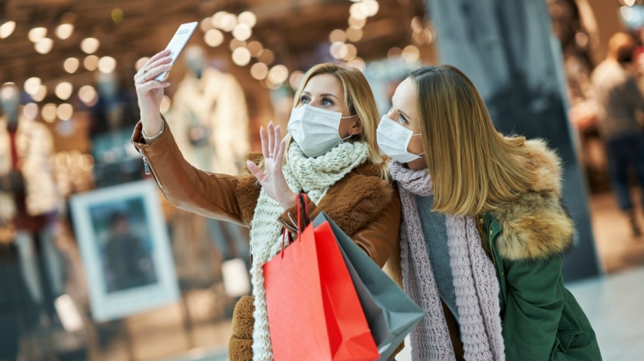 Experts from Jefferies, Customer Growth Partners and more weigh in on what to expect as the holiday shopping season enters the home stretch.