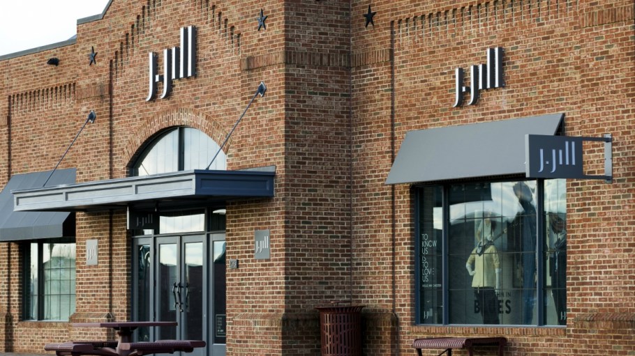 Five apparel—and one home—retailers made S+P's December greatest risk list because of their high probability-of-default scores.