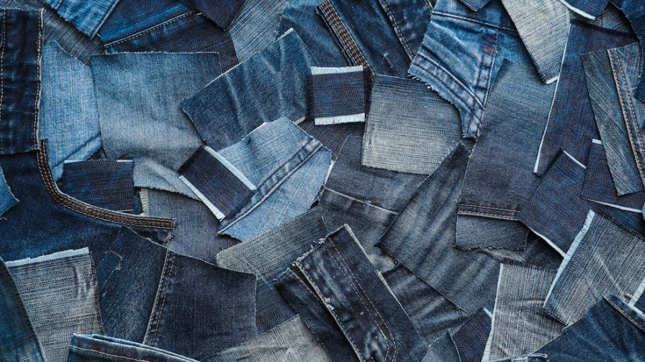 Experts from Nudie Jeans and Hich Solutions discussed the denim industry’s focus on circularity and carbon emissions in 2021.