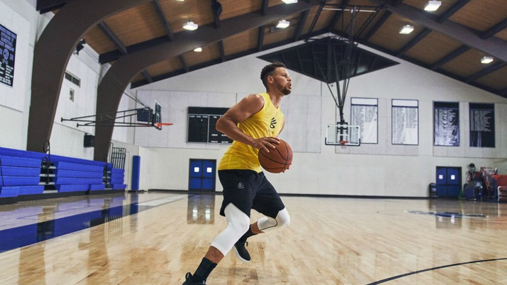 Steph Curry Tests the Curry Flow 8 on the Basketball Court.