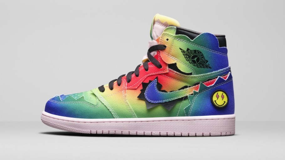 Sneaker and streetwear resale platform StockX is testing the market with an initial public offering.