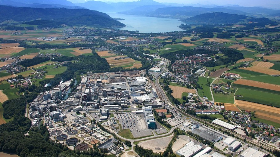 Fiber maker Lenzing revealed plans for Upper Austria’s largest ground-mounted photovoltaic plant on an area of around 55,000 square meters.