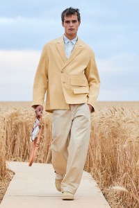 Jacquemus RTW Spring 2021