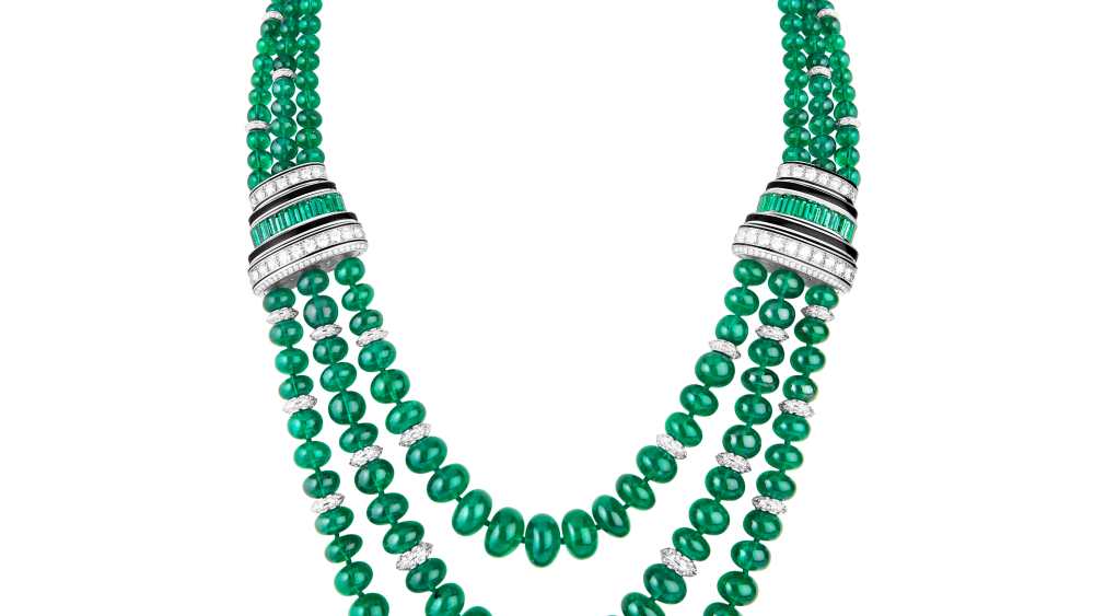 Boucheron's Plastron Émeraudes necklace