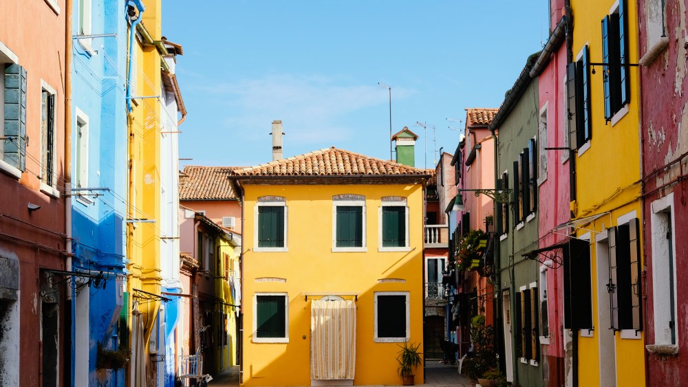 doors-of-italy-burano-italy