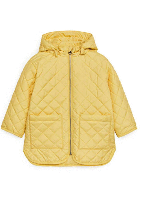 Hennes and Mauritz-owned lifestyle label Arket has teamed with Amsterdam rental service Circos on a new kids' apparel subscription program.