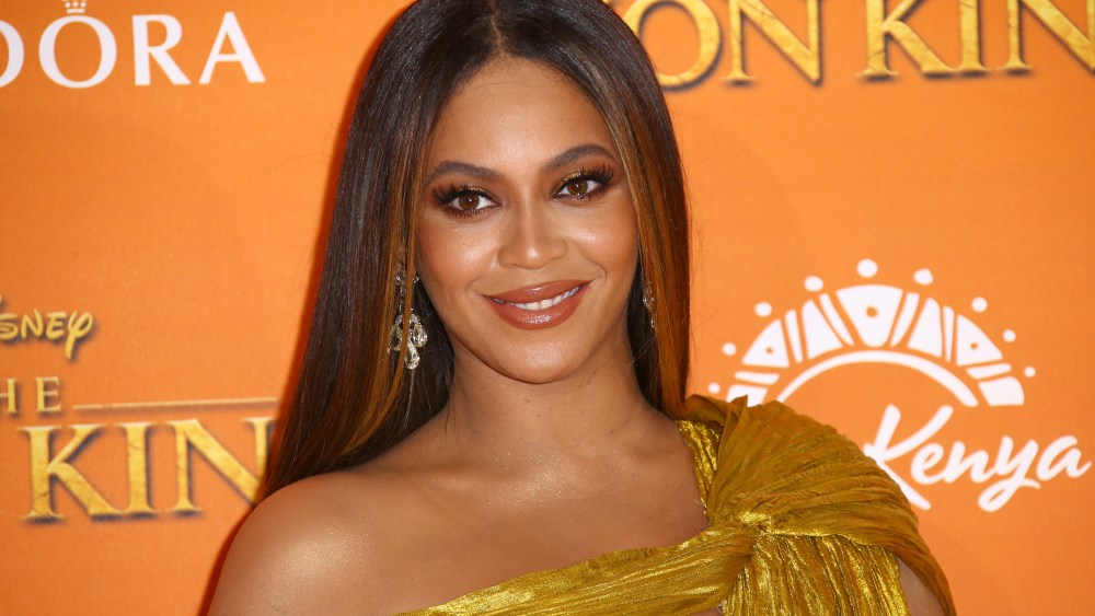 Beyoncé's Best Hairstyles According to Her Hair Stylist