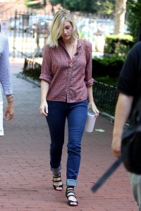 SANTIAGO BAEZ/©2009 RAMEY PHOTO 310-828-3445

NO SPAIN/ NO ITALY/ NO RUSSIA

New York, Jul 13 2009

DREW BARRYMORE on the set of Going The Distance filming in Brooklyn, NYC.

PGsb68 (Mega Agency TagID: MEGAR39110_7.jpg) [Photo via Mega Agency]