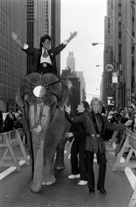 Entertainers Siegfried Fischbacher and Roy Horn arrive for thier debut performance at Rockefeller in New York City on September 18, 1989.