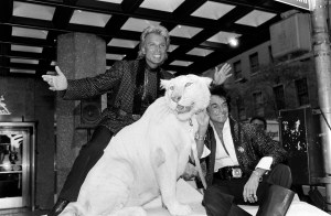 Entertainers Siegfried Fischbacher and Roy Horn dedicate "White Tiger Way" at New York's Radio City Music Hall on September 18, 1989.