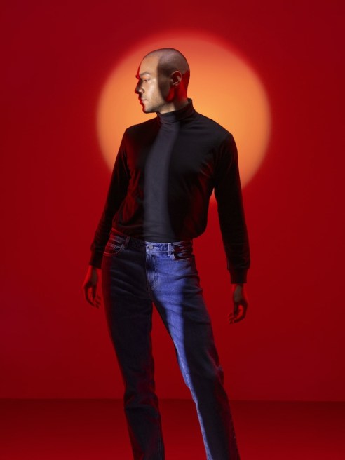Unspun bowed made-to-order jeans that align with the Ellen MacArthur Foundation’s Jeans Redesign principles for a circular economy.