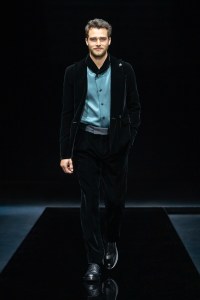 Giorgio Armani RTW Fall 2021
