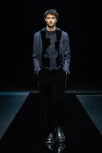 Giorgio Armani RTW Fall 2021