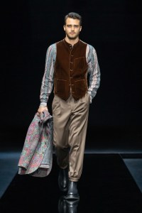 Giorgio Armani RTW Fall 2021