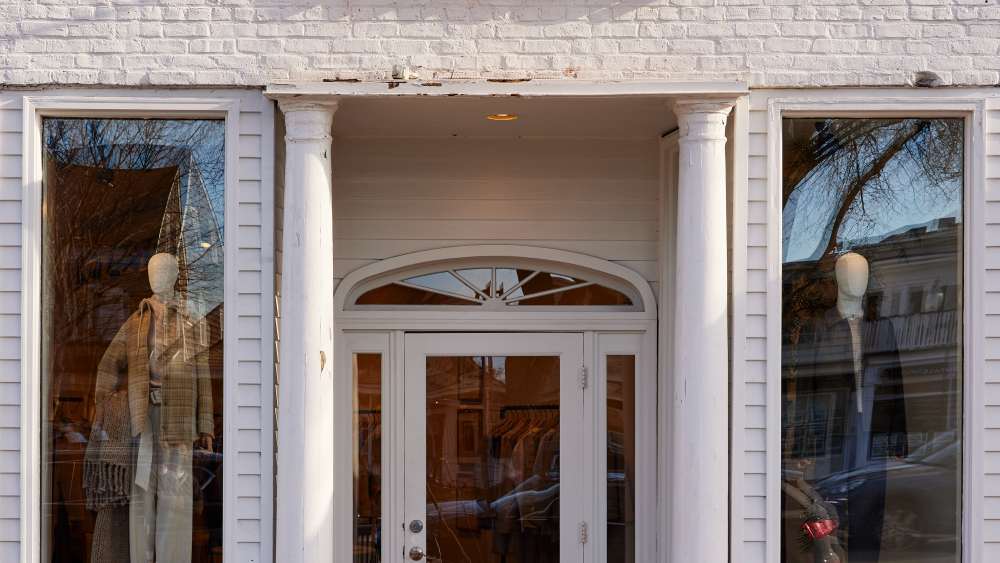 Vince Sets Up Shop in East Hampton
