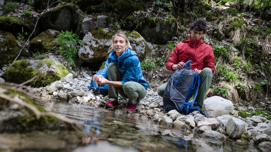 Outdoor brand Vaude has introduced a pair of trekking pants that uses a bio-based plastic fiber made from the oil of the castor plant.