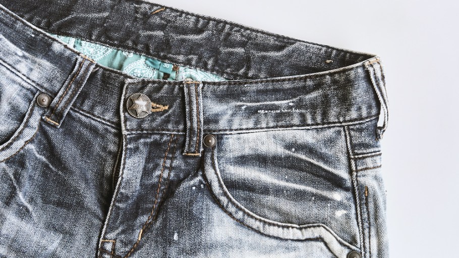 Archroma partnered with CleanKore, a technology that sustainably bleaches denim without the use of potassium permanganate (PP) spray.