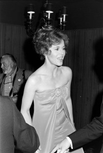 Jane Fonda attends an American Film Institute event at the Beverly Hilton Hotel in Beverly Hills, California, on March 2, 1977.