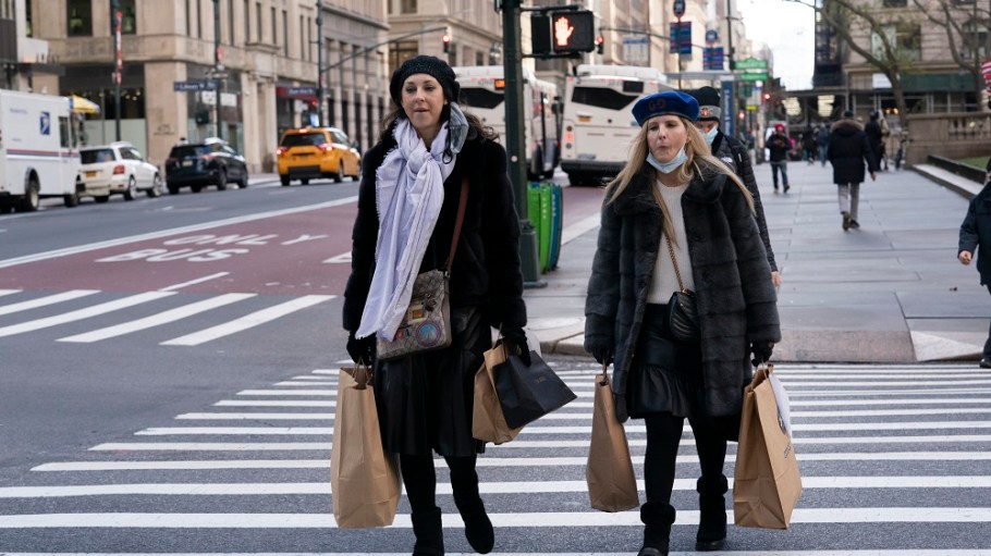 U.S. retail apparel prices increased 2.2 percent in January, the third consecutive monthly gain, the Bureau of Labor Statistics reported.