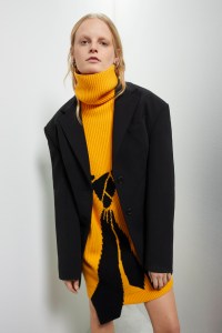Krizia RTW Fall 2021