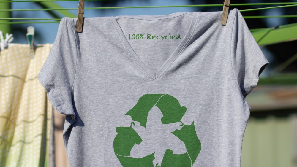 Recycle clothes icon on t shirt