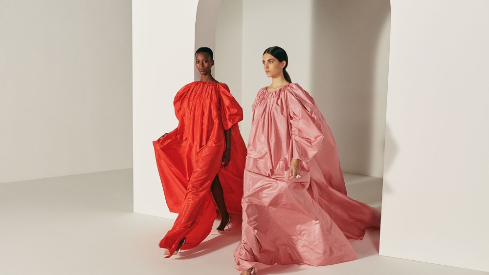 An exclusive look from Oscar de la Renta for the Farfetch Ramadan collection.